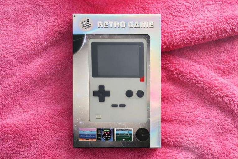Retro Console with 240 Classic Games