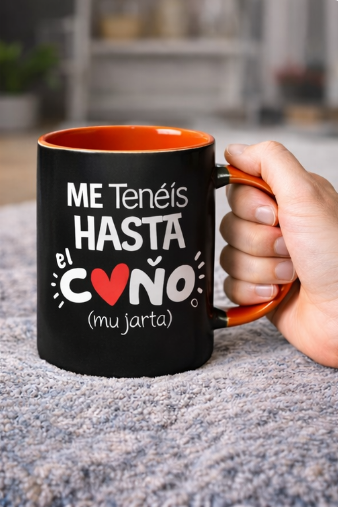 Taza ilustrada "hasta el coño"