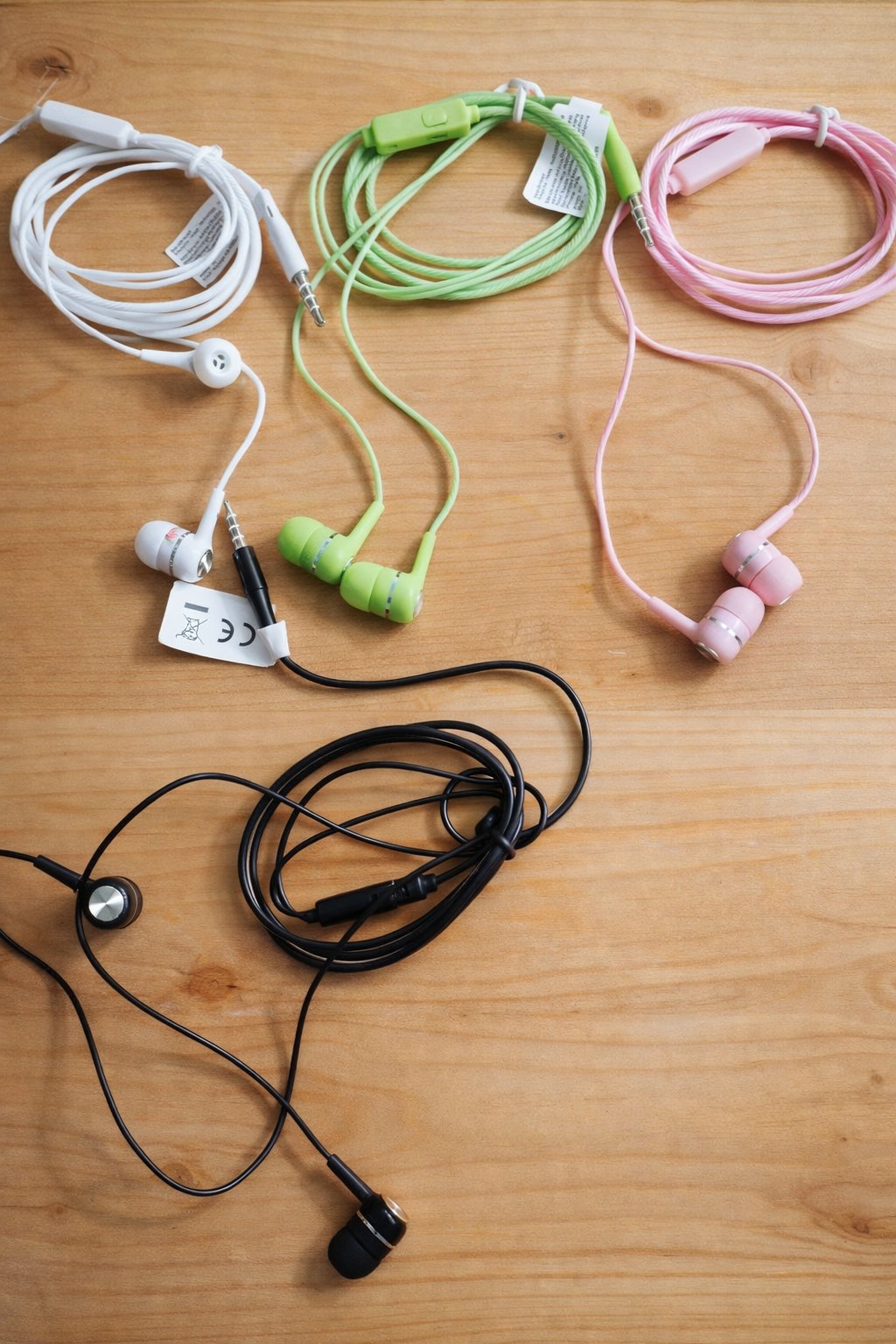 Auriculares con cable 3,5 mm Aux y Micrófono